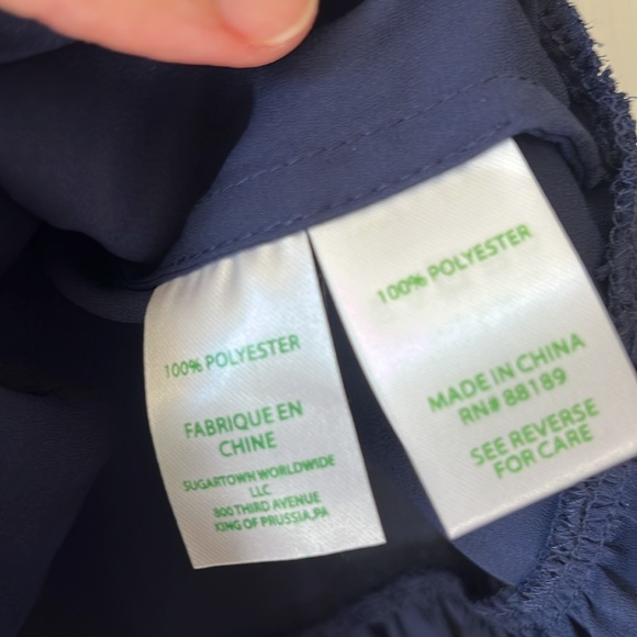 Lilly Gramercy Top in True Navy/ sleeveless, flowy top - Picture 8 of 11